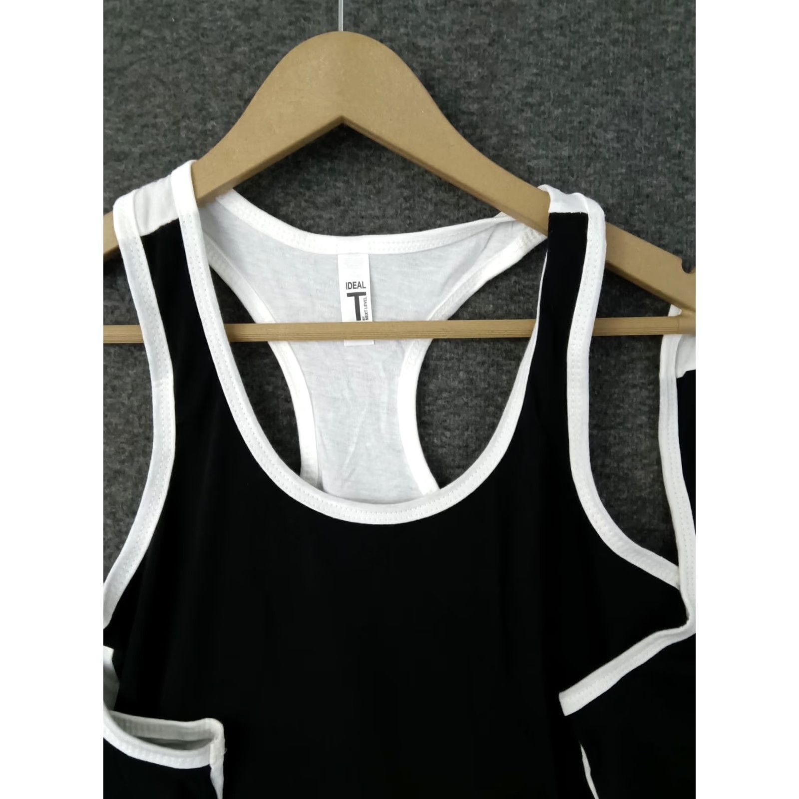 Next Level Next Level Ideal T Racerback Tank Top XS Black/White Women's Feminine Activewear Tank Top XS Size XS / US 0-2 / IT 36-38 - 4 Thumbnail