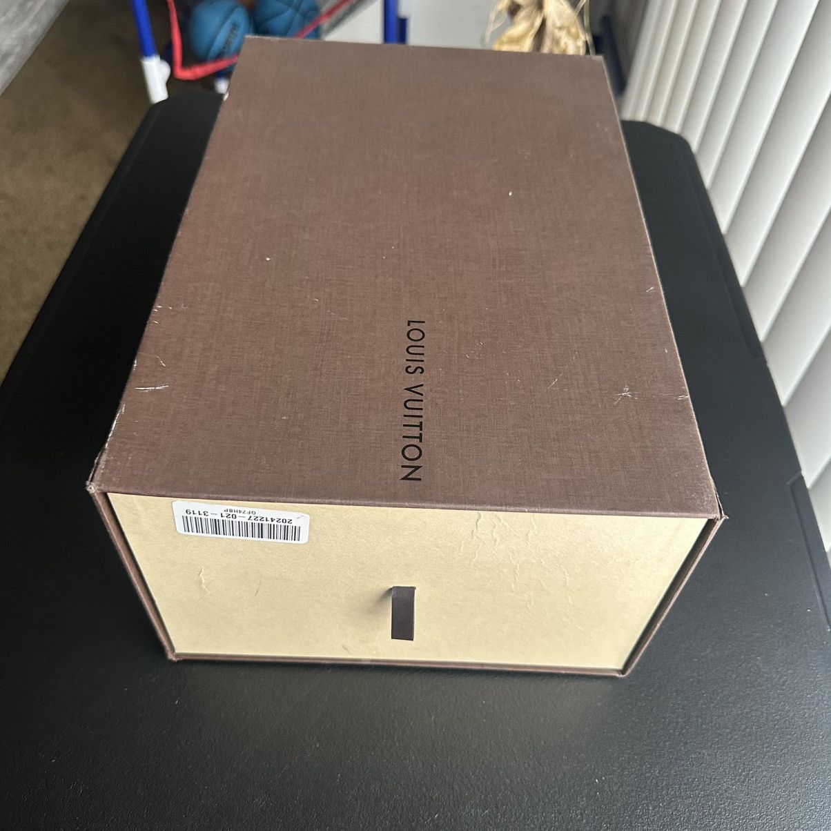 Louis Vuitton Louis Vuitton Mid Top ACAPULCO LEATHER Size US 10 / EU 43 - 9 Thumbnail