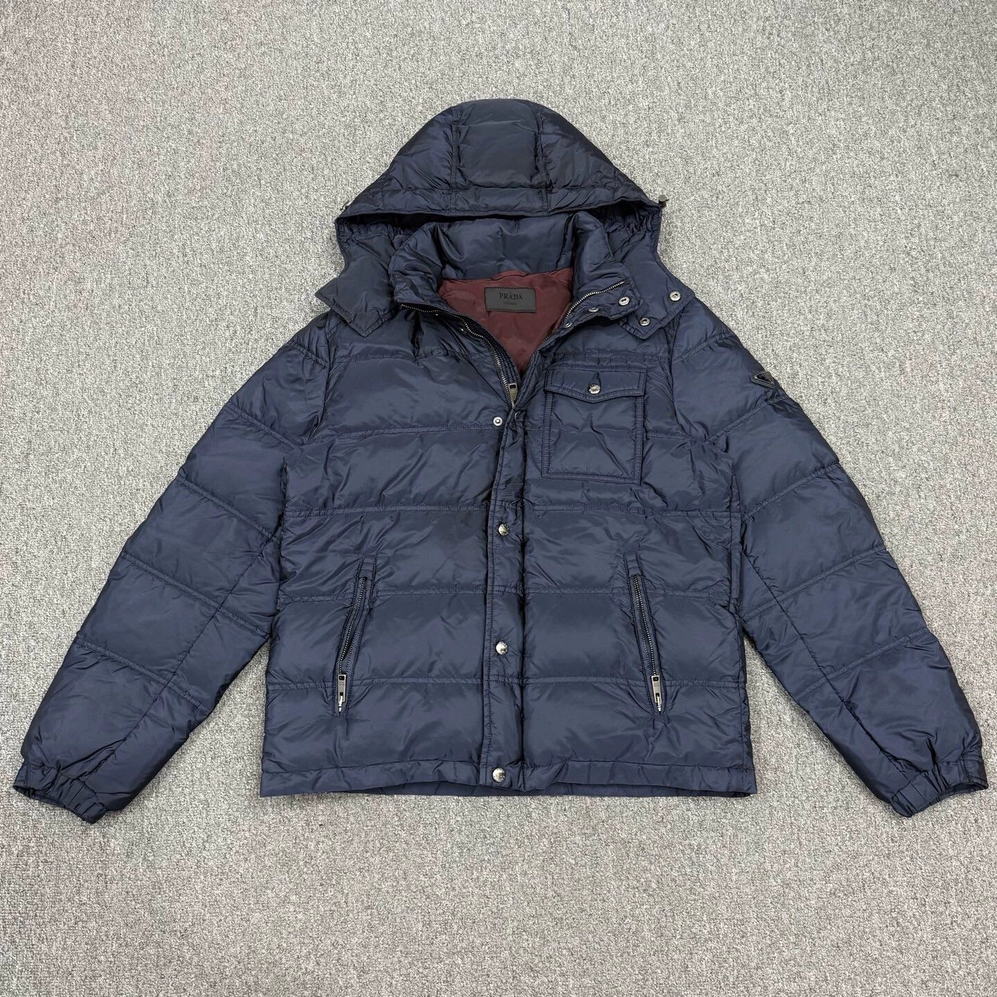 Prada Prada navy blue triangle logo down jacket 52 MINT Size US L / EU 52-54 / 3 - 1 Thumbnail