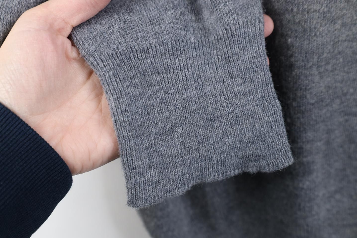 Vintage Vintage 70s Streetwear Knit V-Neck Sweater Heather Gray USA Size US M / EU 48-50 / 2 - 5 Thumbnail
