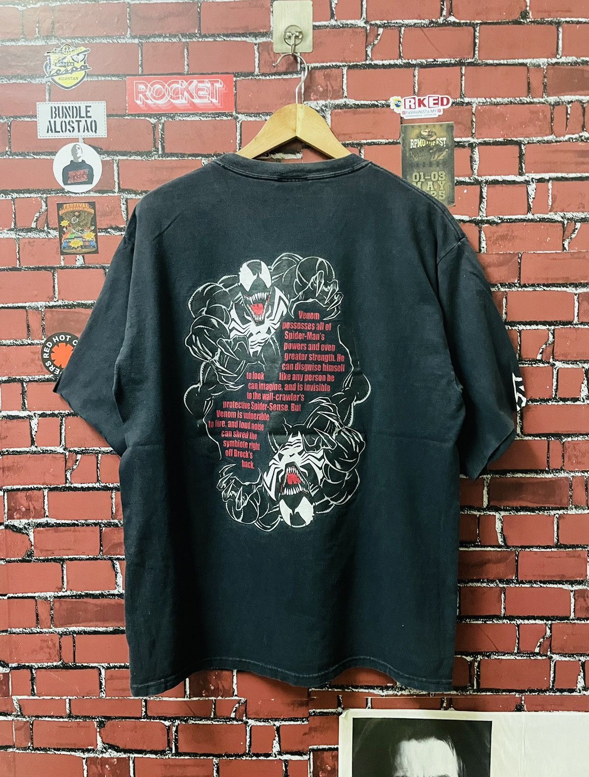 Marvel Comics VINTAGE MARVEL COMICS VENOM SPIDER EMBLEM TEE Size US L / EU 52-54 / 3 - 1 Thumbnail
