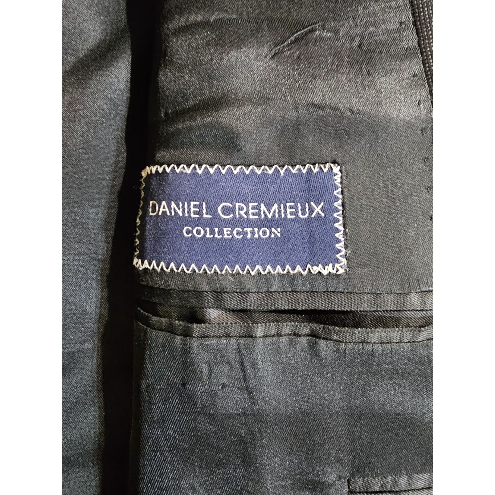 Cremieux Daniel Cremieux Collection Loro Piana Suit Jacket Blazer Mens 42L Charcoal Wool Wool Blazer Regular Cardigan? Sorry. Size 42R - 6 Thumbnail