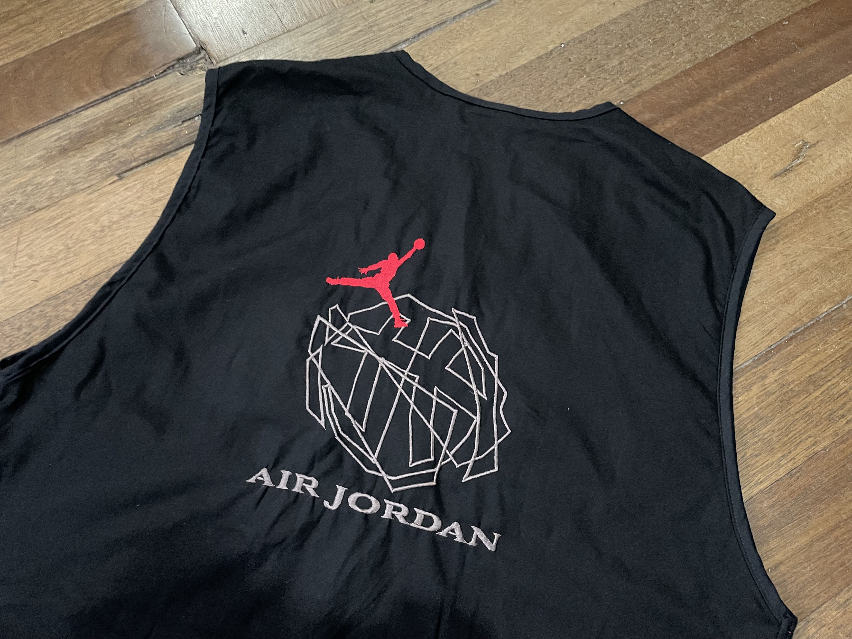 Nike Vintage - Nike Air Jordan Vest Size US L / EU 52-54 / 3 - 7 Thumbnail