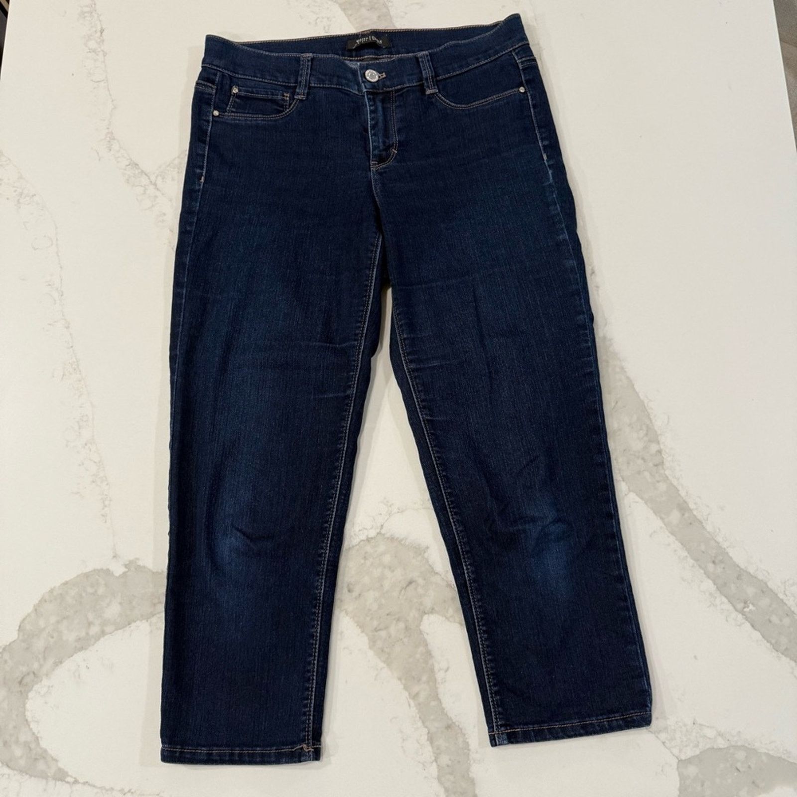 White House Black Market White House Black Market Skinny Leg Crop Jeans Womens Small Size 28" / US 6 / IT 42 - 1 Thumbnail