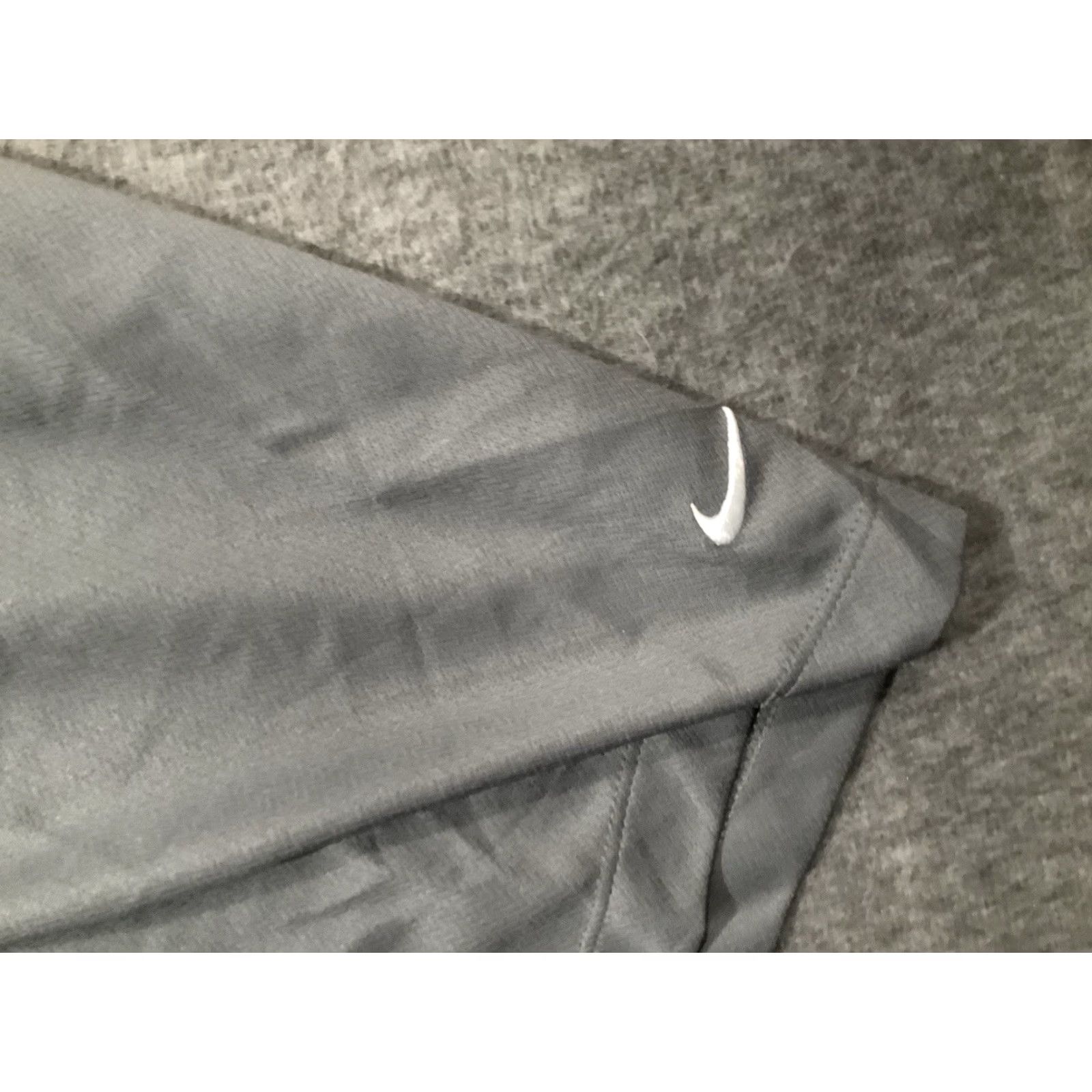 Nike Nike Golf Polo Shirt XXL Dri-Fit Gray Mens Short Sleeve Embroidered Shirt Size US XXL / EU 58 / 5 - 3 Thumbnail