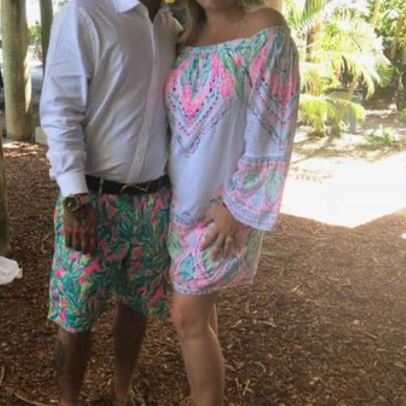 Lilly Pulitzer Lilly Pulitzer Nevie Off the Shoulder Dress Size XS Size XS / US 0-2 / IT 36-38 - 2 Thumbnail