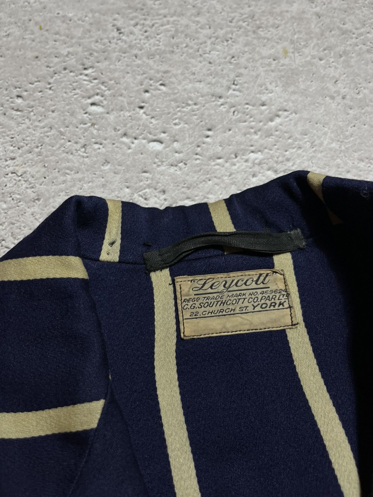 Japanese Brand × Vintage Vintage Striped School Blazer Leycott York UK with Crest Size S / US 4 / IT 40 - 8 Thumbnail