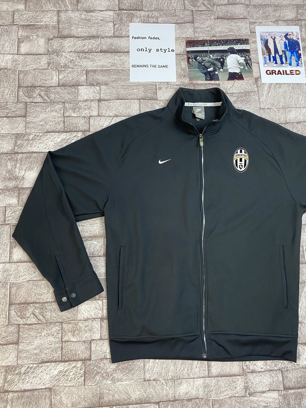 Vintage Vintage Juventus FC Nike Soccer Jacket Track Size US L / EU 52-54 / 3 - 3 Thumbnail