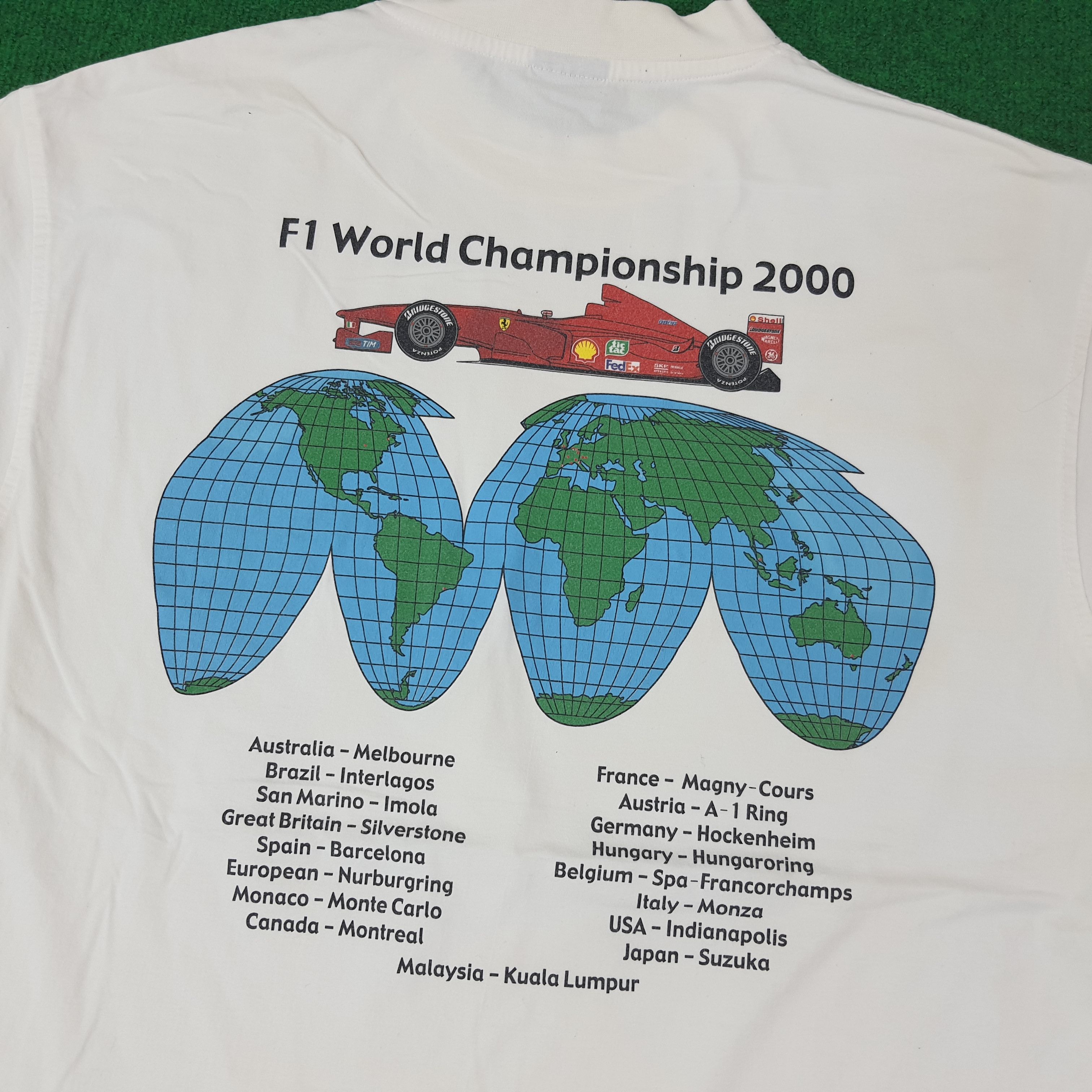 Ferrari Vintage Ferrari F1 World Championship 2000 Tshirt C249N57 Size US M / EU 48-50 / 2 - 2 Thumbnail