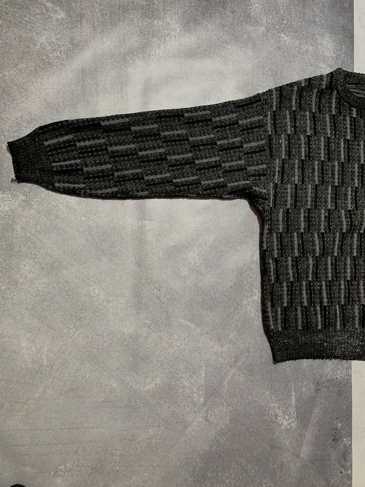 Vintage Vintage 90s Black knitwear sweater streetwear size M Size US M / EU 48-50 / 2 - 2 Thumbnail