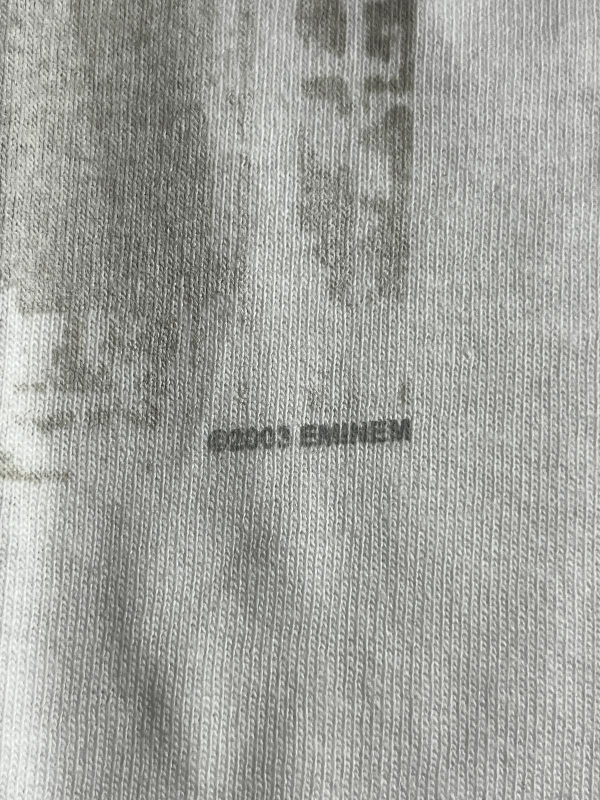 Designer Vintage Eminem Live Photo T-shirt - E on Back - 2003 Shirt Size US S / EU 44-46 / 1 - 5 Thumbnail