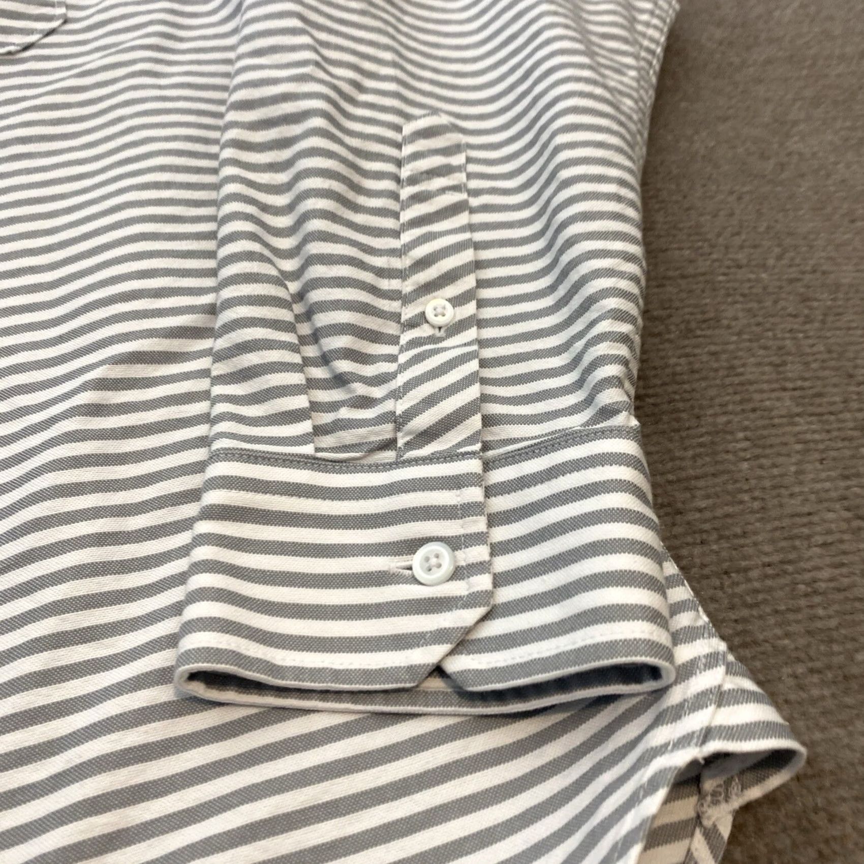 Under Armour Under Armour Shirt Men XXL Gray White Striped Cotton Pocket Long Sleeve Logo Button-Up Shirt Size US L / EU 52-54 / 3 - 3 Thumbnail