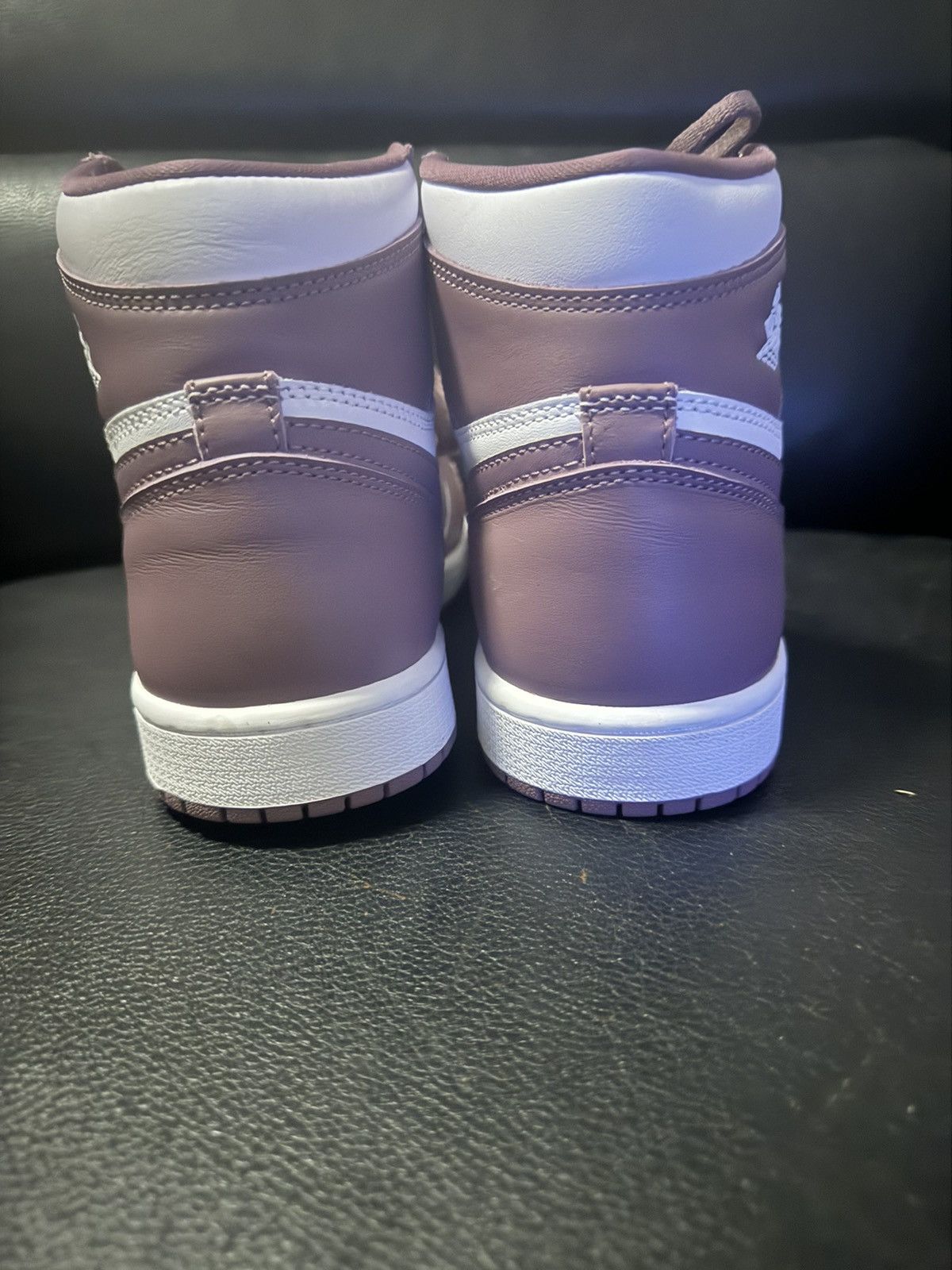 Nike Air Jordan 1 Size US 9 / EU 42 - 4 Thumbnail