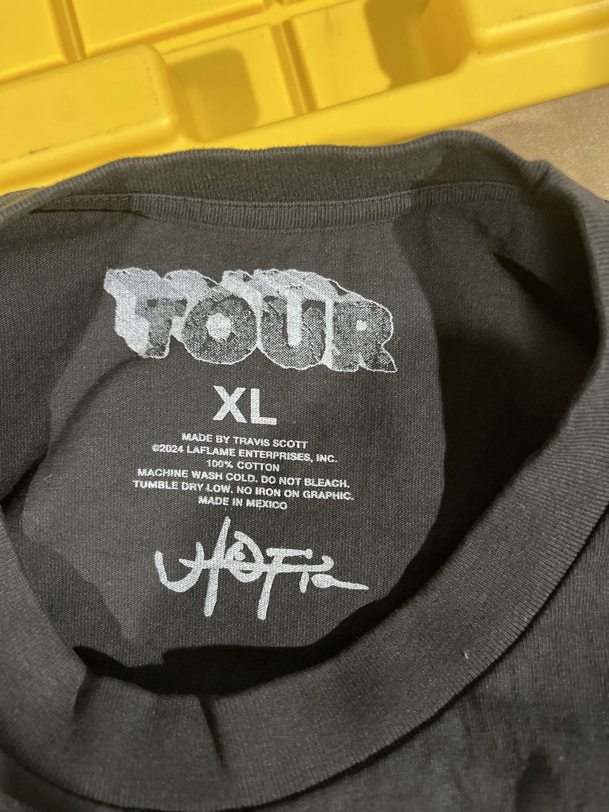 Travis Scott TRAVIS SCOTT CIRCUS MAXIMUS UTOPIA MERCH WHITE SHIRT SIZE XL Size US XL / EU 56 / 4 - 3 Thumbnail