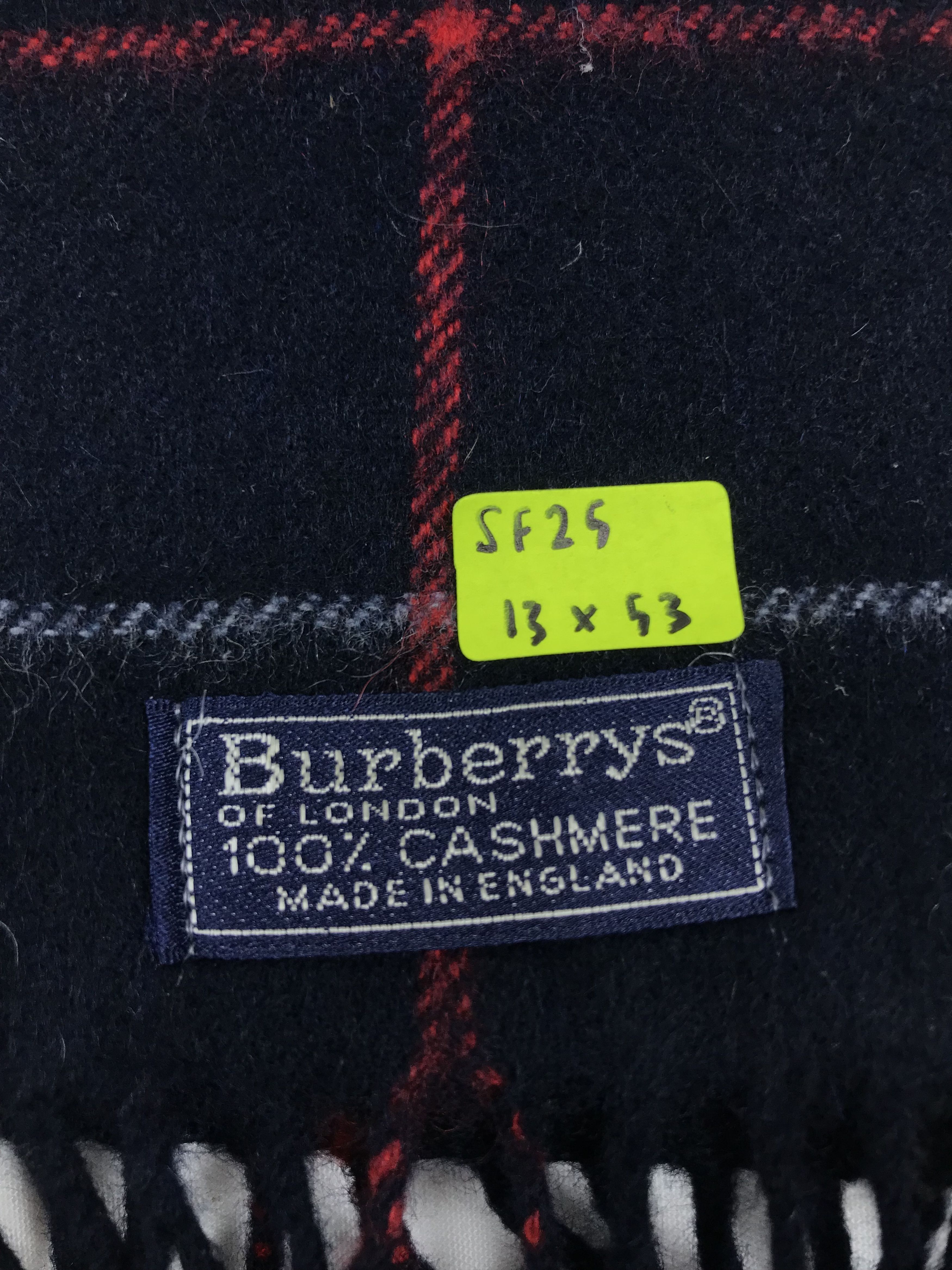 Burberry Burberry Scarf / Muffler / Neckwear Size ONE SIZE - 5 Thumbnail