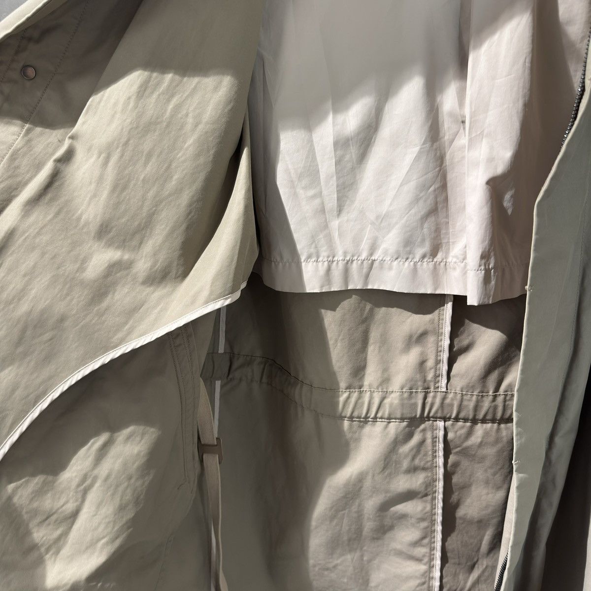 Theory Theory Khaki Hooded Trench Coat Size US M / EU 48-50 / 2 - 7 Thumbnail