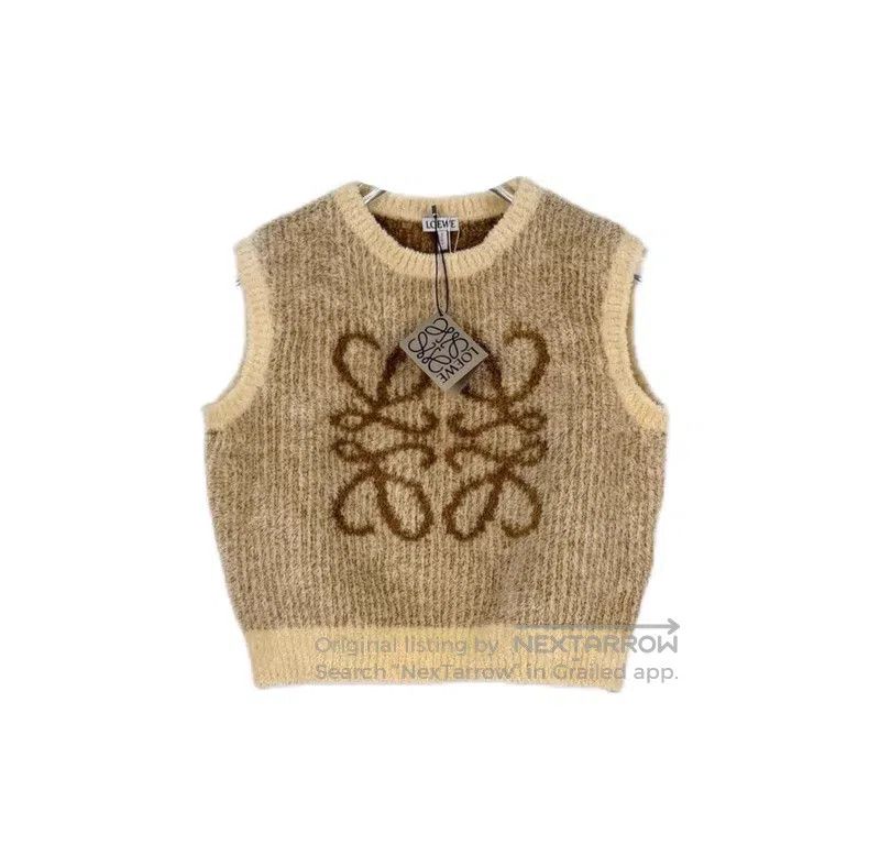 Loewe Loewe Camel color big logo knitted vest Size S / US 4 / IT 40 - 1 Thumbnail