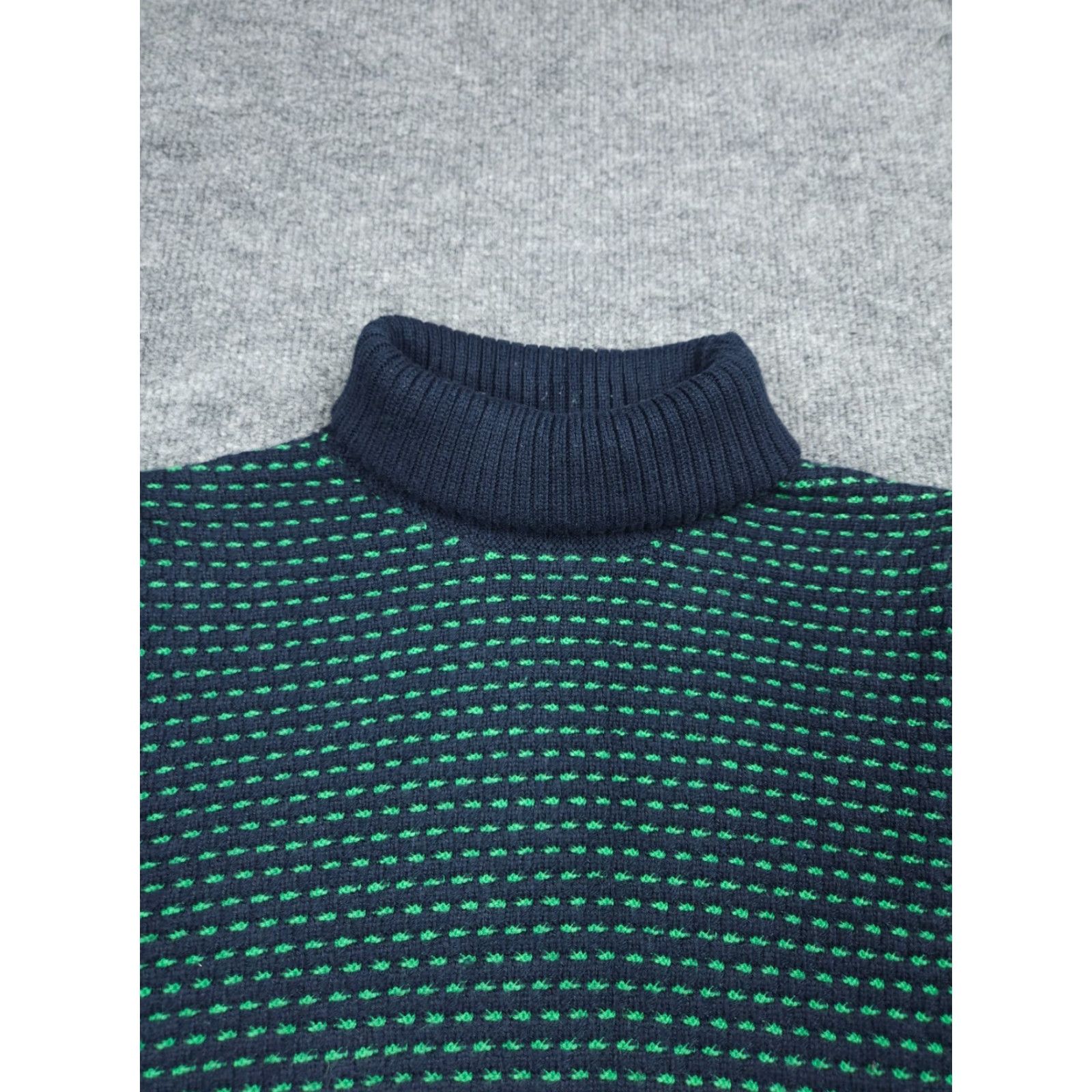 J.Crew J.CREW Turtleneck Sweater Women's XS Green Knit Ribbed Acrylic Blend Pullover Slim Long Sleeve Geometric Pattern Size XS / US 0-2 / IT 36-38 - 3 Thumbnail