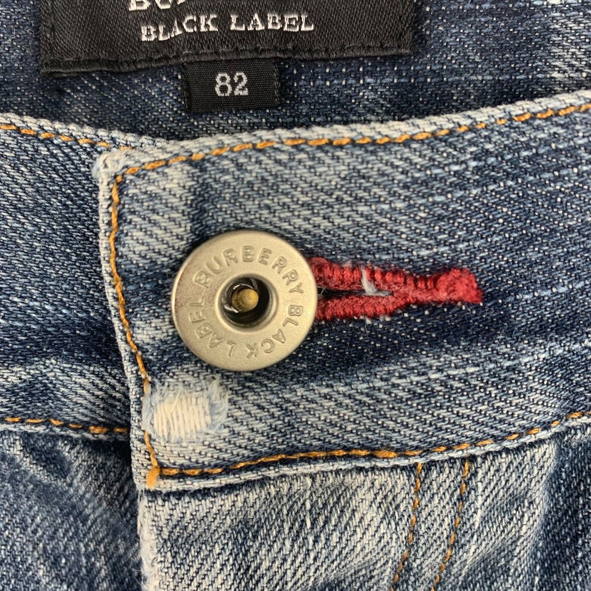 Burberry × Designer BURBERRY Black label distressed design blue jeans Size US 33 - 5 Thumbnail