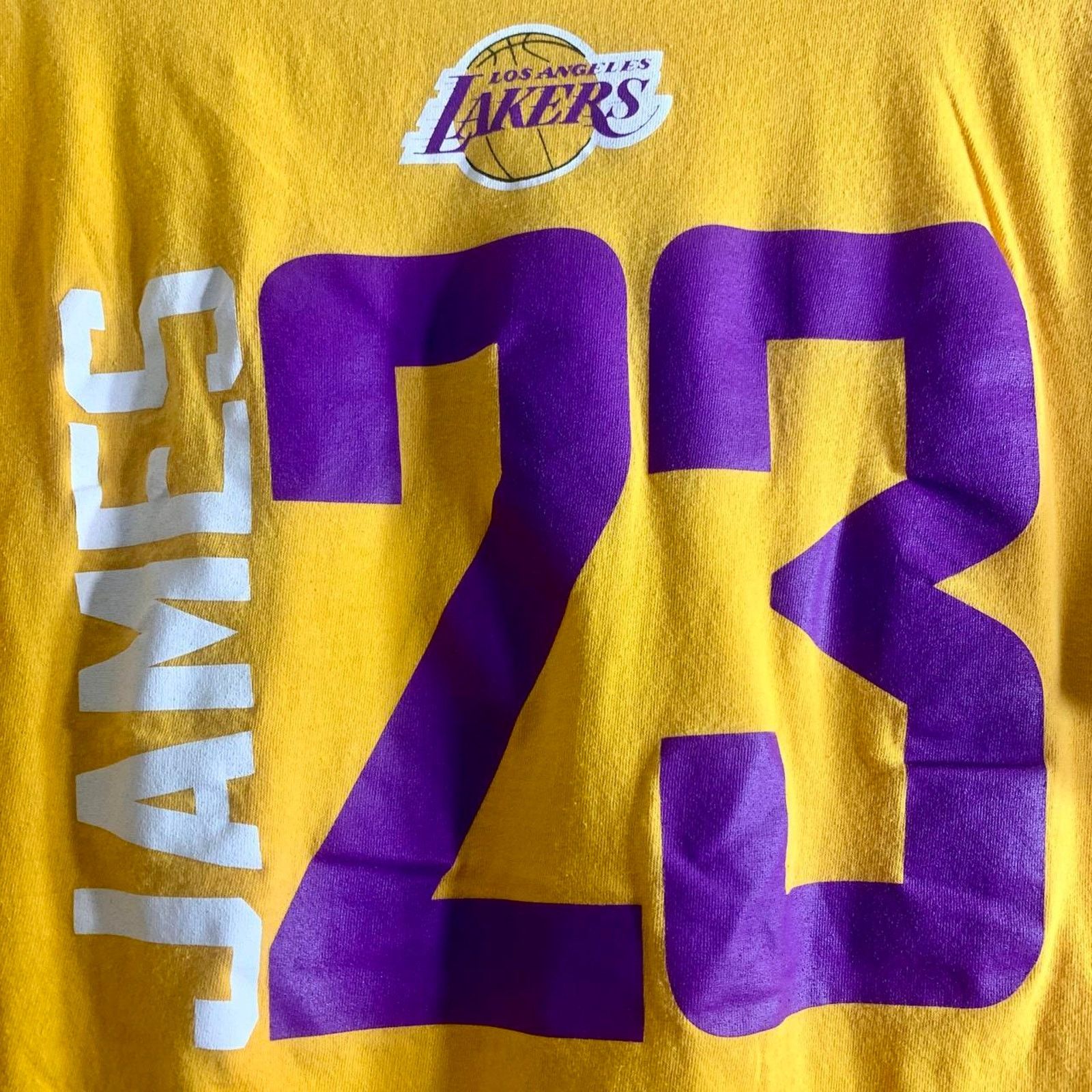 NBA vintage 2000s LOS ANGELES LAKERS LEBRON JAMES 23 tee shirt L Size US L / EU 52-54 / 3 - 1 Thumbnail