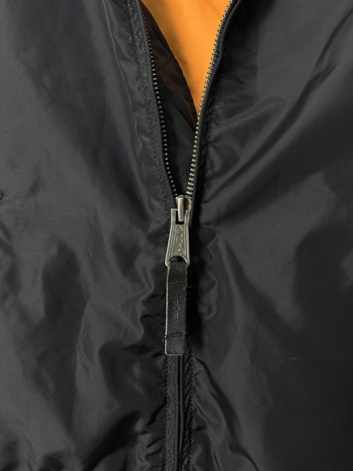 Alpha Industries Alpha Industries black bomber jacket avant Garde Japanese Size US M / EU 48-50 / 2 - 6 Thumbnail