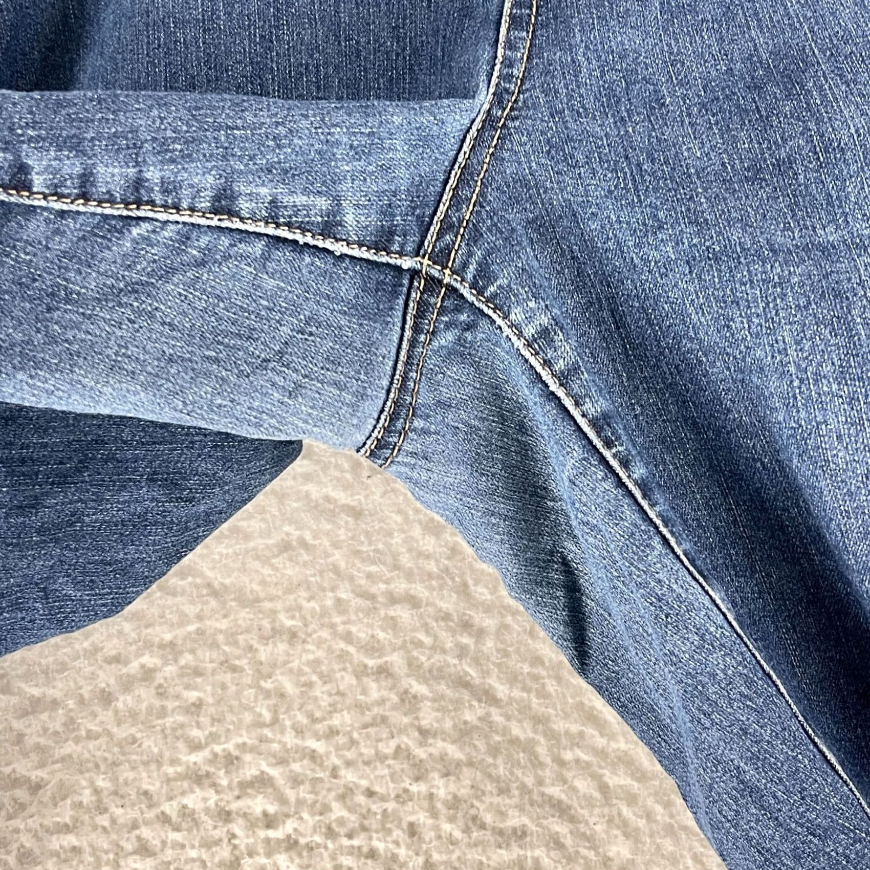 Torrid Torrid Jeans Denim Skinny Leg Blue Mid Rise Size 16 Womens Regular Stretch 5-Pocket Casual Medium Wash Vintage: No Size 38" / US 16 / IT 52 - 6 Thumbnail