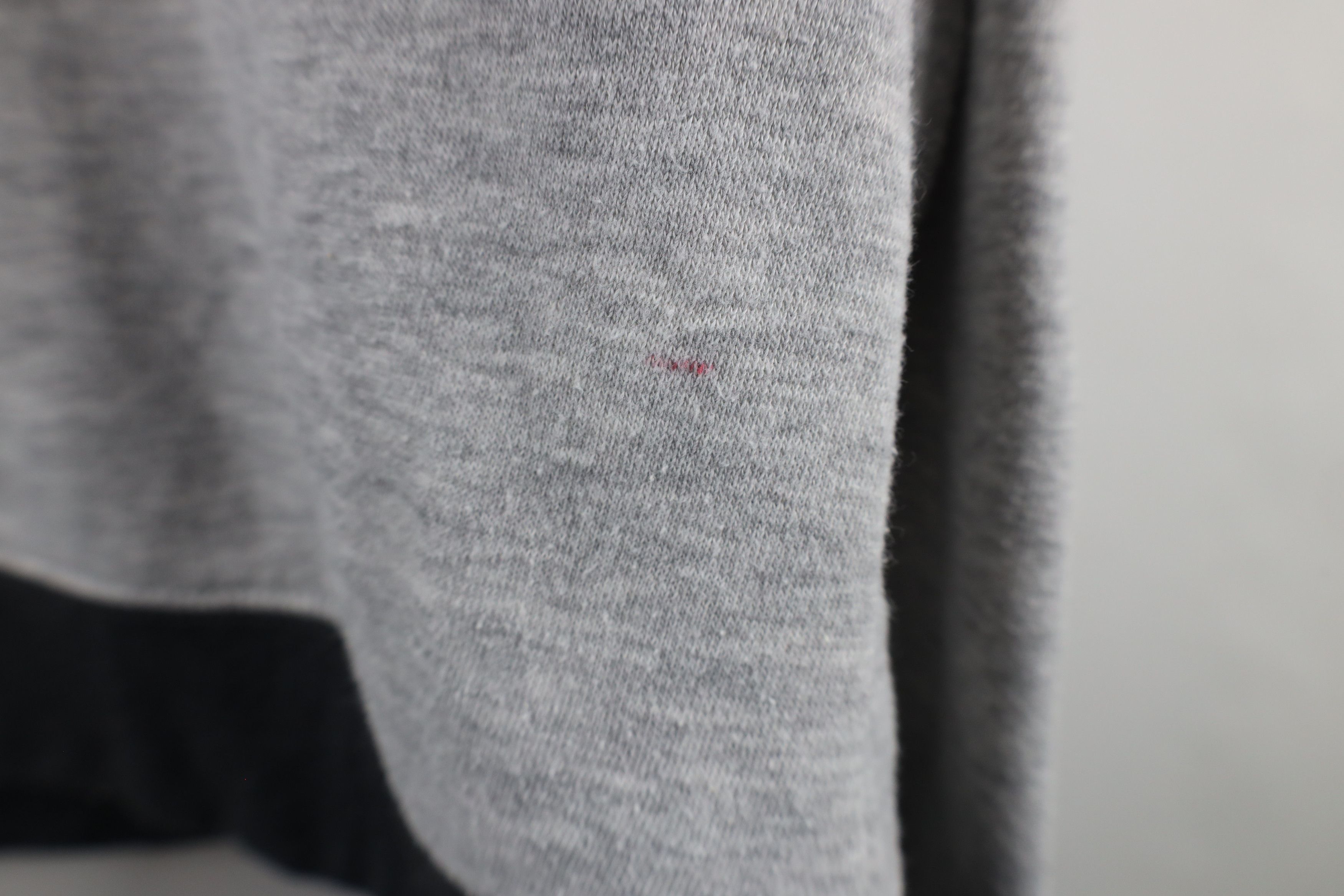 Vintage Vintage Football Helmet Hoodie Sweatshirt Heather Gray Size US XL / EU 56 / 4 - 9 Thumbnail