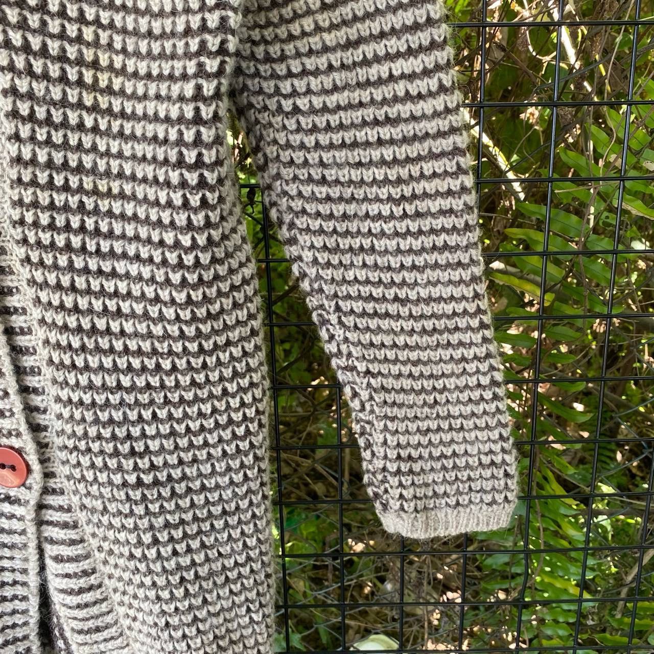 Aran Isles Knitwear Vintage Wool Hand Frame Hoodie Cardigan Jacket Size US M / EU 48-50 / 2 - 4 Thumbnail