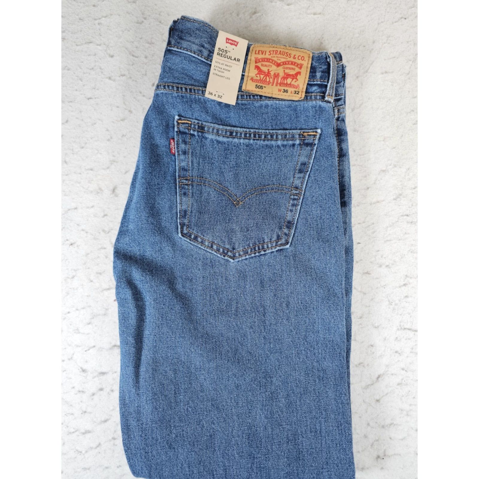 Levi's VINTAGE Levi's Jeans 505 Regular Straight Men's 36x32 Blue Denim Medium Wash + Logo Pocket 5-Pocket Design USA 90s Style Mens Size US 36 / EU 52 - 2 Thumbnail