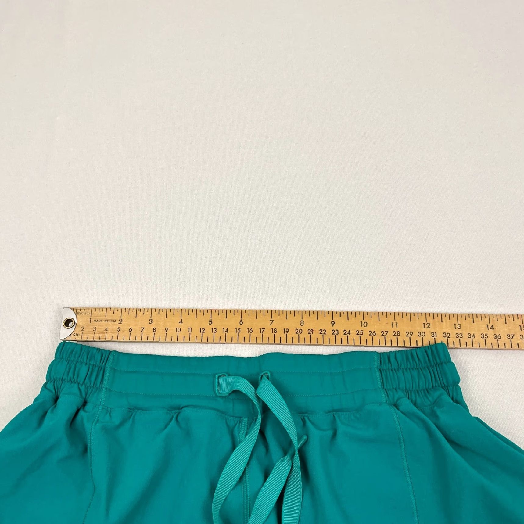Lululemon Lululemon Hotty Hot Shorts Womens Sz 10 x 2.5" Lined Viridian Green Active Run Size 26" / US 2 / IT 38 - 4 Thumbnail