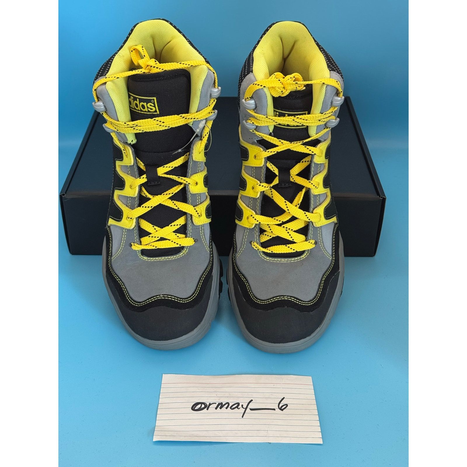 Adidas 2017 adidas Originals Korsika Mid m8.5 w10 Size US 8.5 / EU 41-42 - 4 Thumbnail