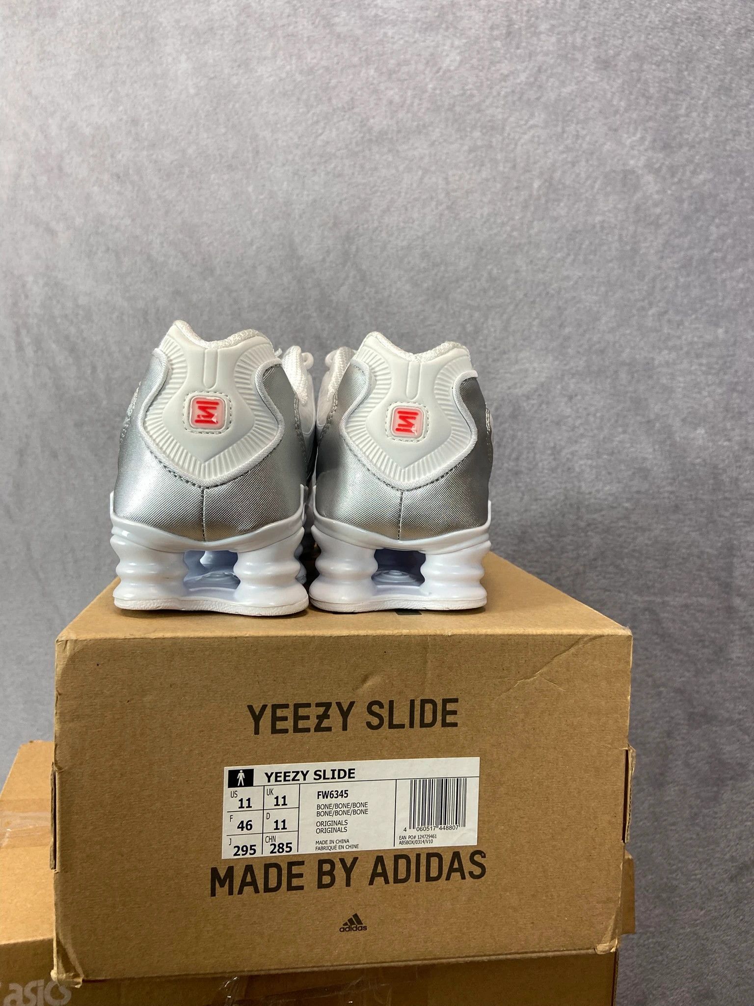 Nike Nike Shox White Sneakers Size 42 Size US 9 / EU 42 - 3 Thumbnail