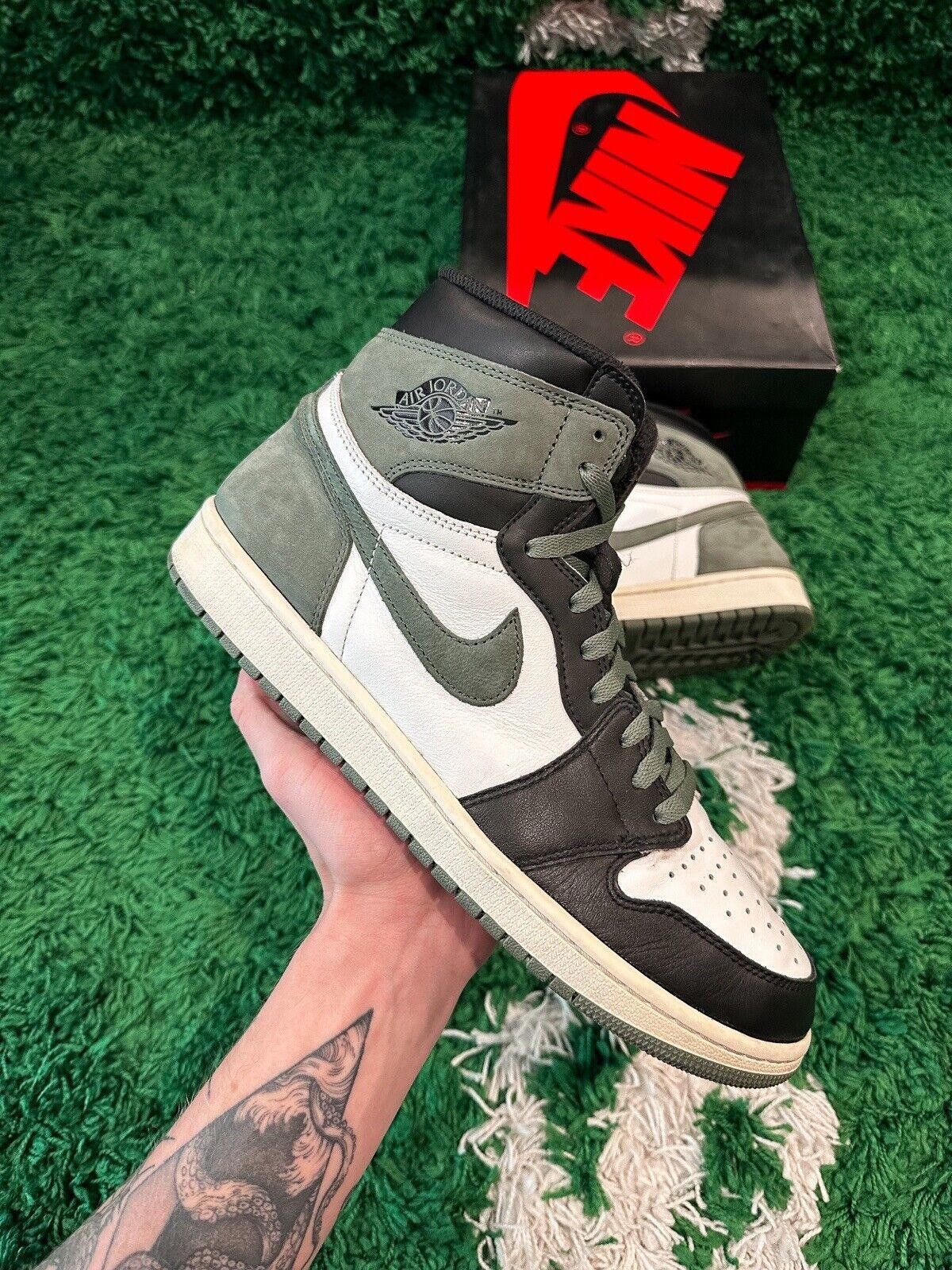 Jordan Brand Jordan 1 Retro High OG Clay Green Size 11.5 Size US 11.5 / EU 44-45 - 7 Thumbnail