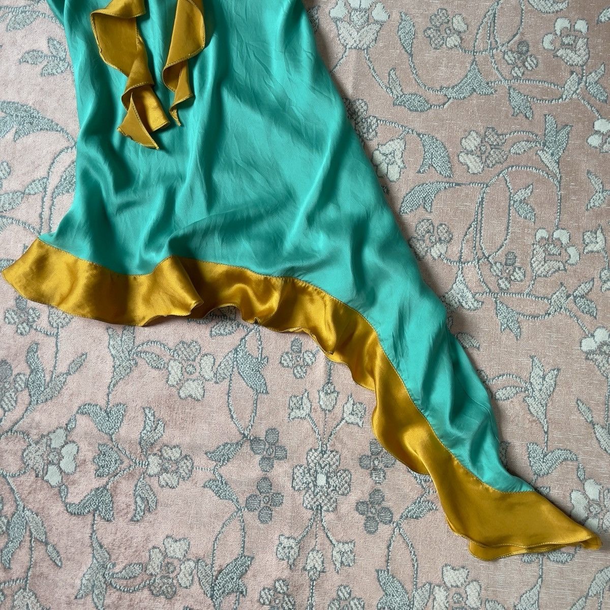 Other Romantic Green Silk Mini Slip Dress (S–M) Size M / US 6-8 / IT 42-44 - 10 Thumbnail