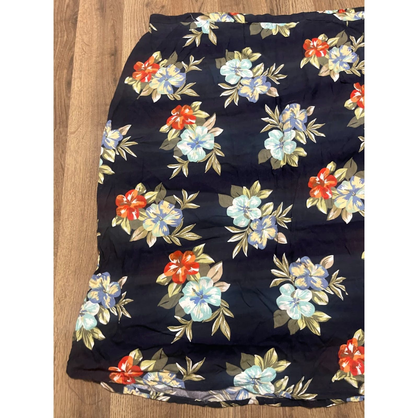 Vintage White Stag Skirt Women's 28W Floral Zip on Side Pull On Size 28" / US 6 / IT 42 - 3 Thumbnail