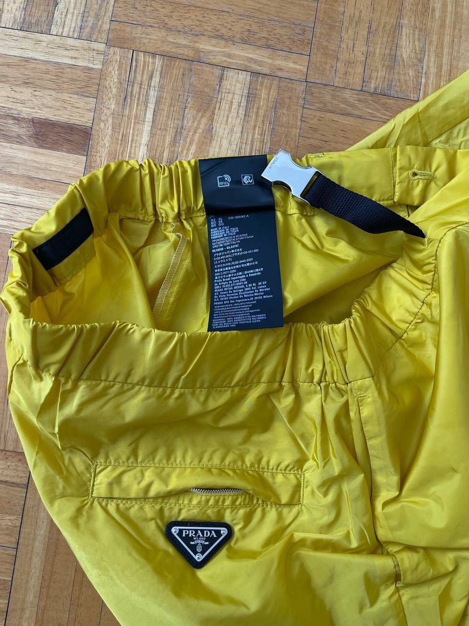 Prada Prada Re-Nylon Piuma Trousers Yellow Track Pants Triangle Size US 36 / EU 52 - 7 Thumbnail