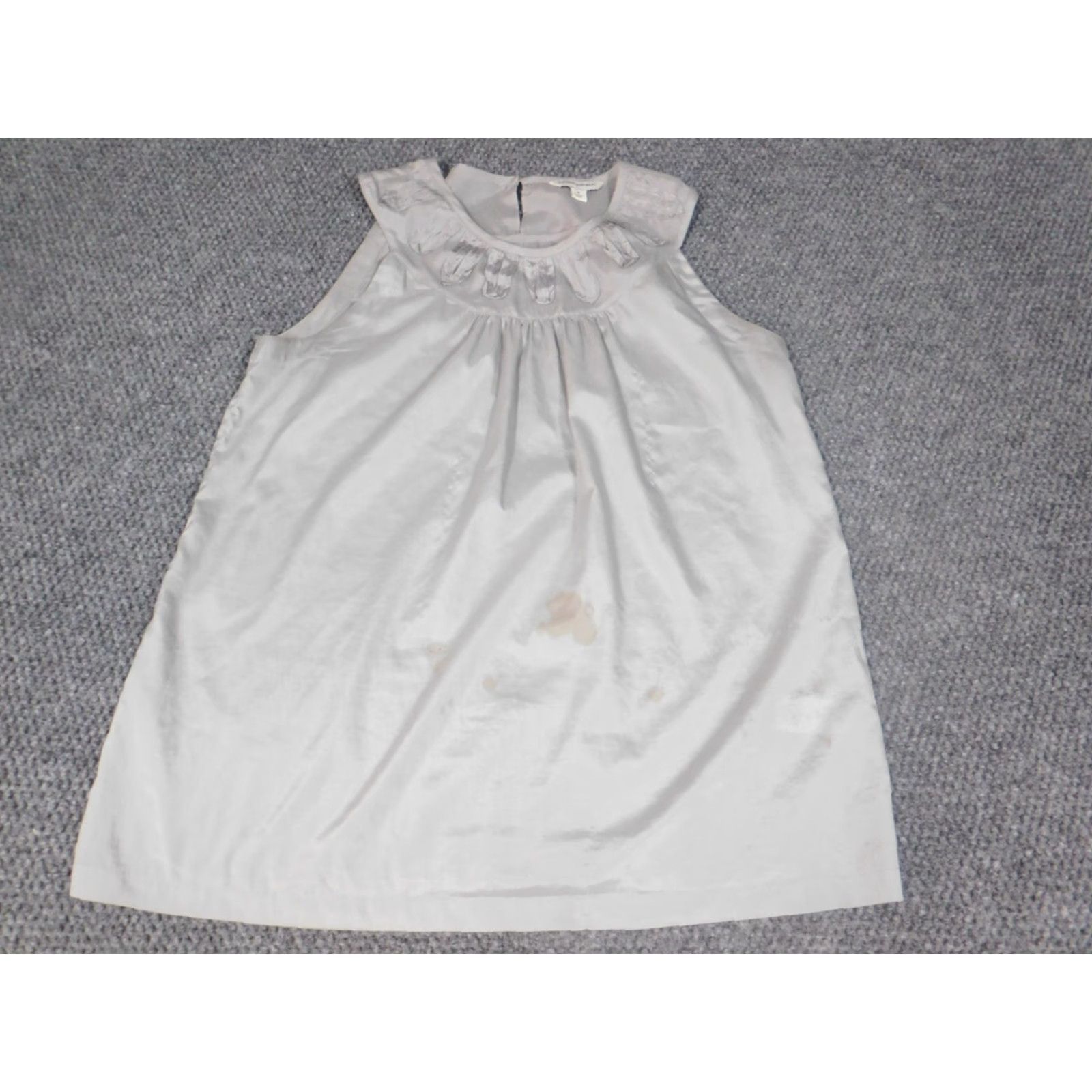 Banana Republic Banana Republic Blouse M Women Gray Sleeveless Crew Neck Pullover Stretch Classic Casual Regular Satin/Polyester Rayon Style Size M / US 6-8 / IT 42-44 - 3 Thumbnail