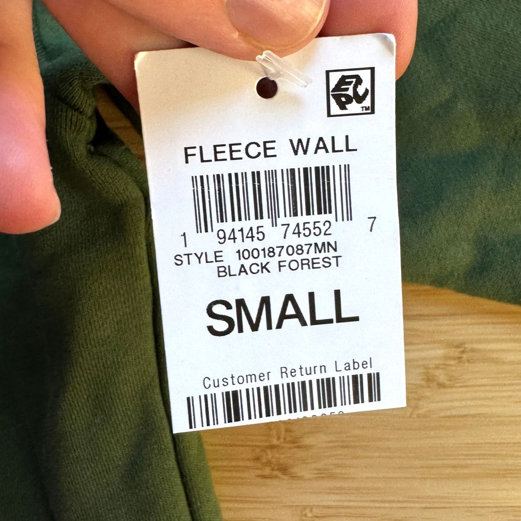 Walls Mode of One Sweatshirt Crewneck Fleece Wall Green Black Forest S Mens Size US S / EU 44-46 / 1 - 4 Thumbnail