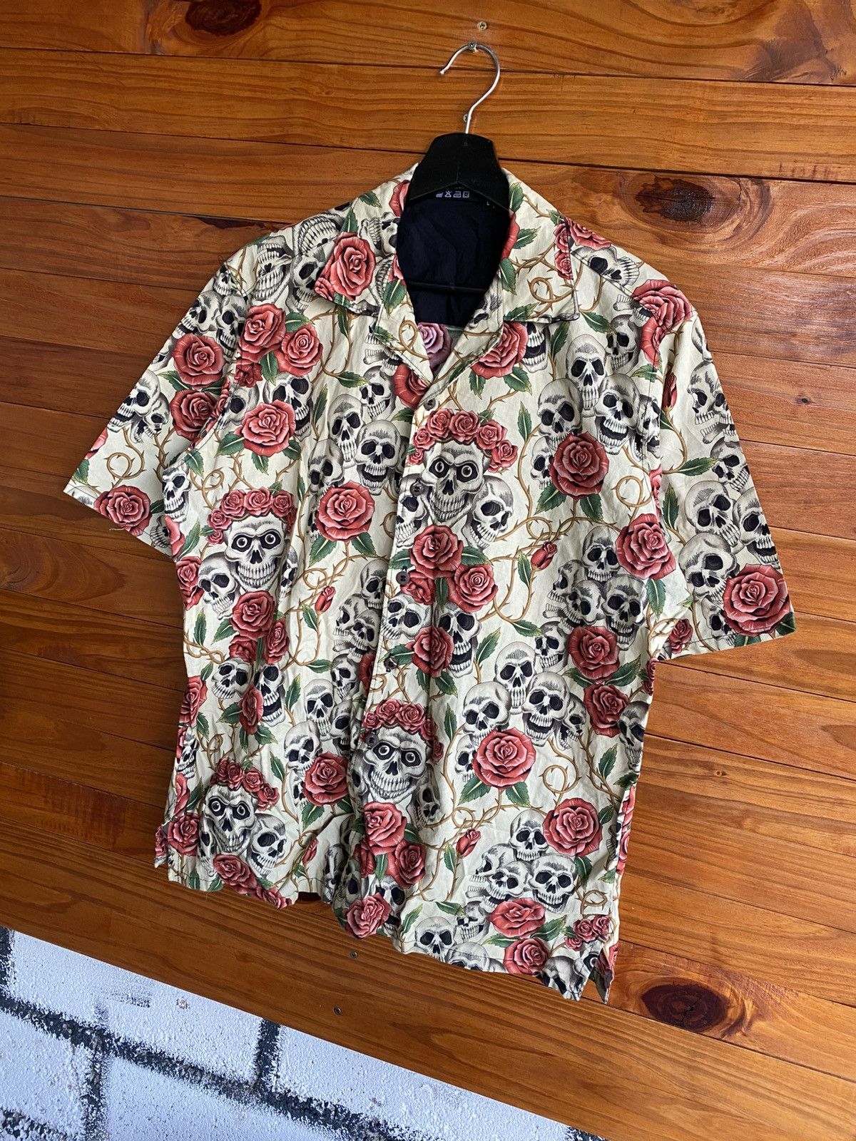 Vintage Rafflesia Designs Skull & Rose Print Shirt – Handmade Gothic Size US L / EU 52-54 / 3 - 4 Thumbnail