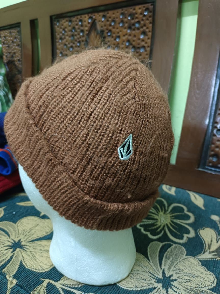 Volcom Volcom Beanie Hat Snow Cap Size ONE SIZE - 1 Thumbnail