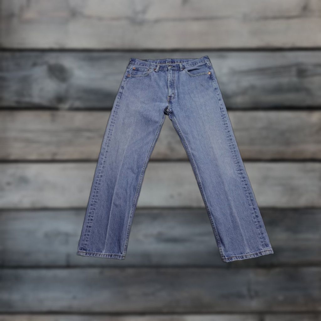 Levi's Levi's 505 Jeans Mens 36x30 Blue Regular Fit Straight Leg Light Wash 100% Cotton Size US 36 / EU 52 - 1 Thumbnail