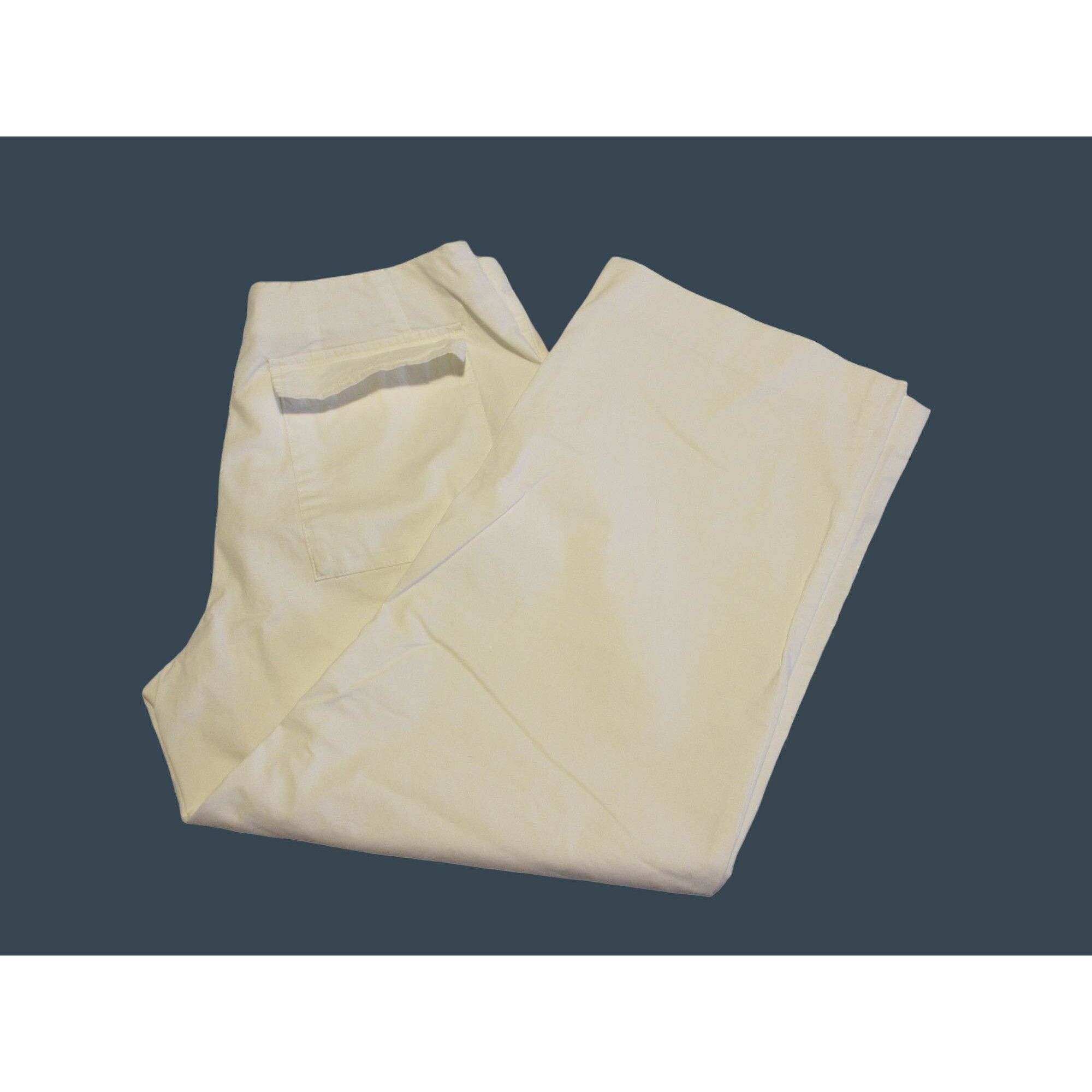 Eddie Bauer EDDIE BAUER WHITE CROP PANTS SIZE 6 PETITE Size 28" / US 6 / IT 42 - 2 Thumbnail