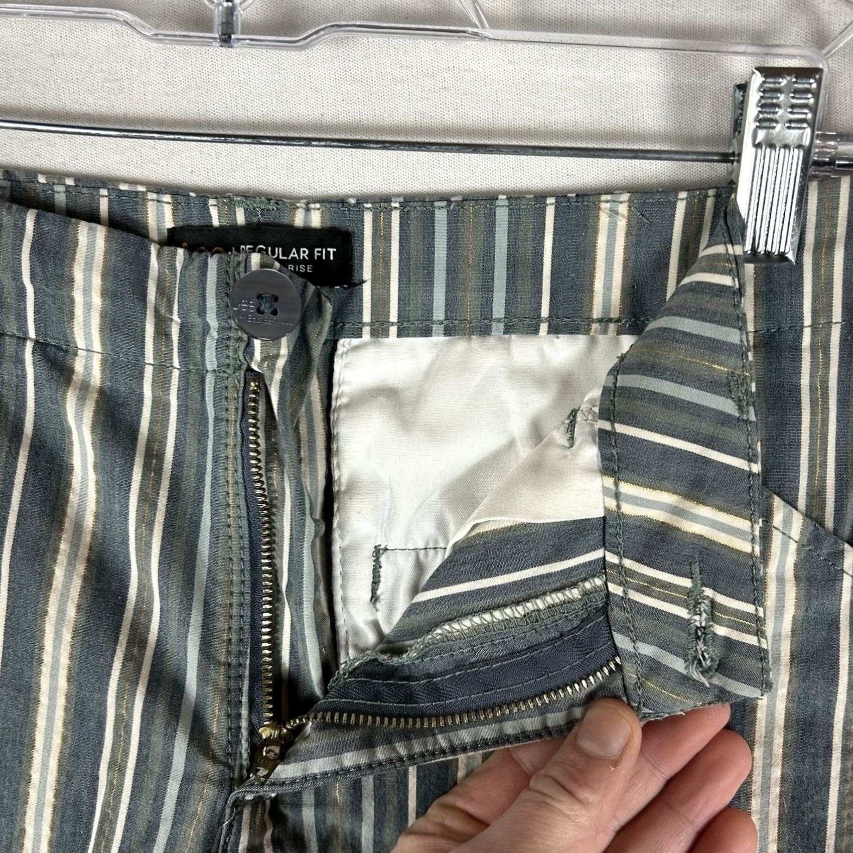 Lee Lee Regular Fit Shorts Women 10 Medium Striped High Rise Flat Front Chino Shorts Mens? Womens Size 32" / US 10 / IT 46 - 3 Thumbnail