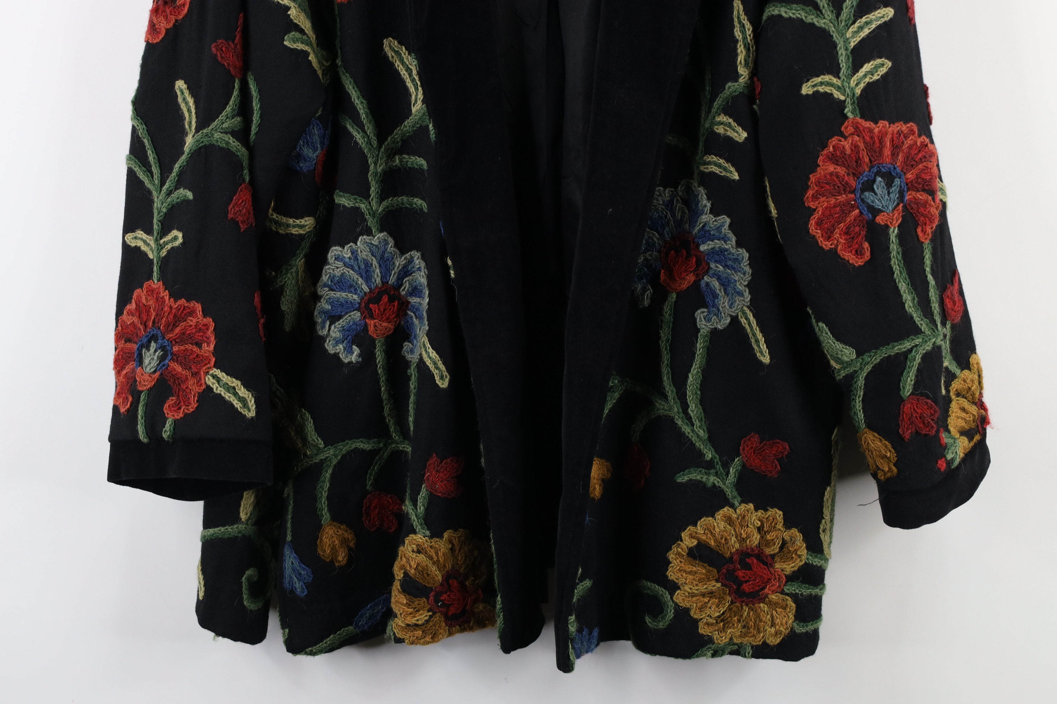 Vintage Vintage 90s Streetwear Trim Wool Crewel Flower Blazer Jacket Size L / US 10 / IT 46 - 3 Thumbnail