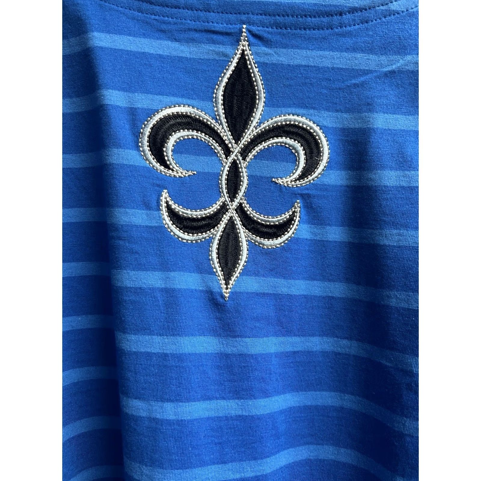 Bob Mackie Bob Mackie Sequin Embroidered Top T-Shirt Blue M Women's NWT Size M / US 6-8 / IT 42-44 - 2 Thumbnail