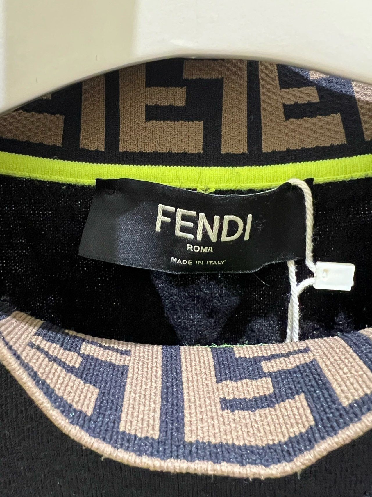Fendi Fendi logo collar cashmere sweater Size US L / EU 52-54 / 3 - 7 Thumbnail