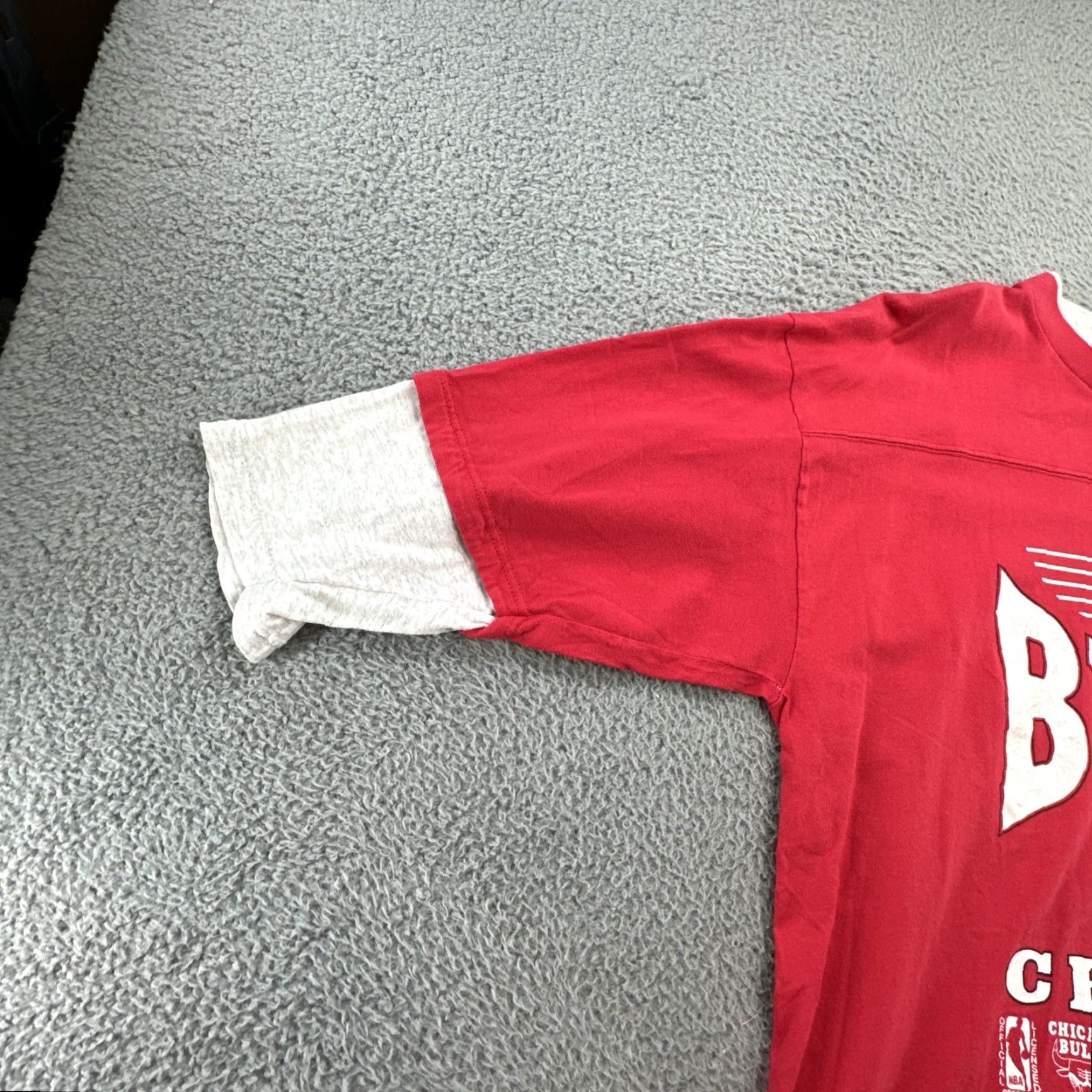 Doublet VINTAGE 90's CHICAGO BULLS Trench Shirt XXL? Double Sleeve Crew Neck Short Sleeve 100% Cotton Men Black & Red 1990-1999 90s Theme Size US XXL / EU 58 / 5 - 4 Thumbnail