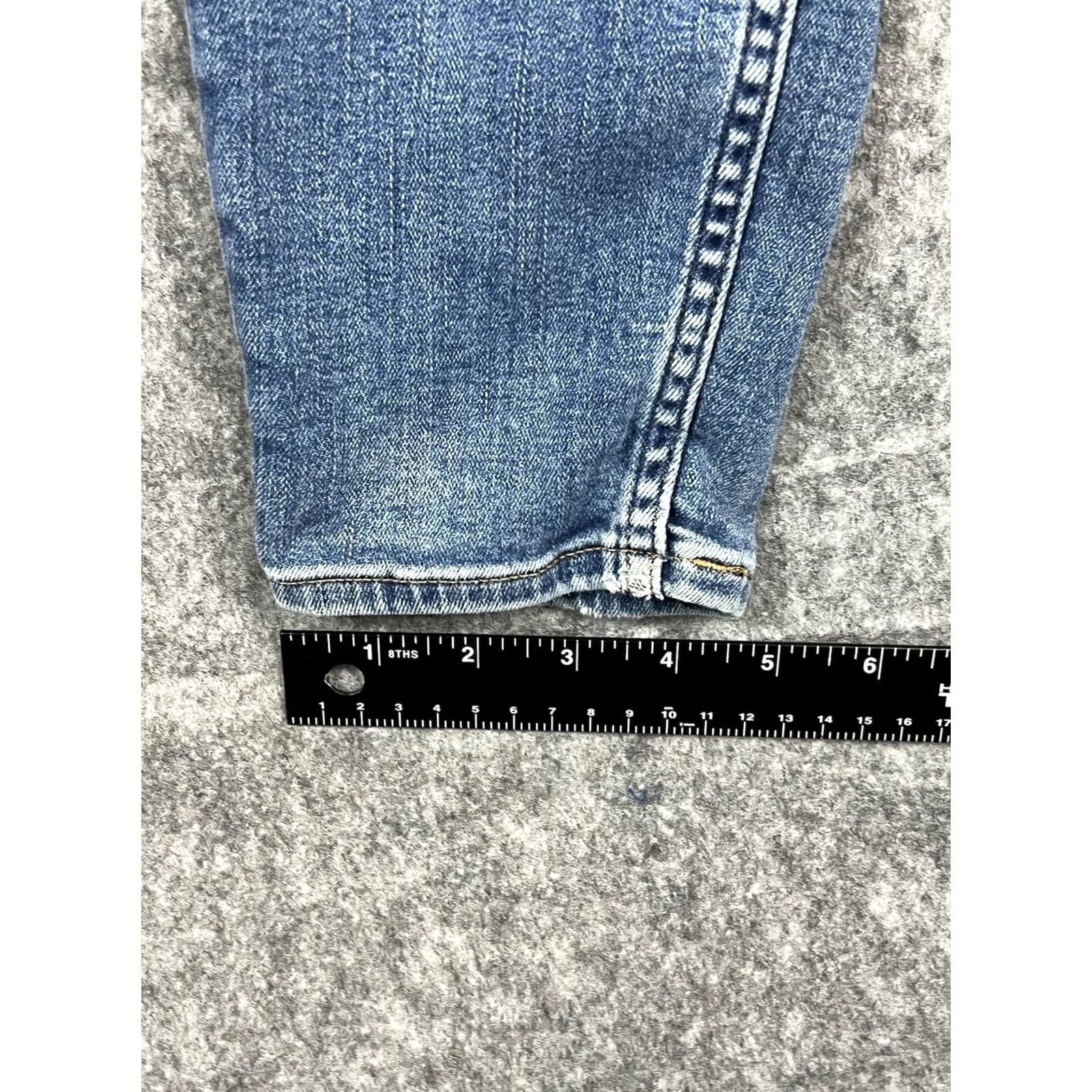 Calvin Klein VINTAGE Calvin Klein Jeans Mens Slim Fit Mid-Rise Blue 28x30 Distressed Logo 5-Pocket Jeans Slim Fit Mens Slim Fit Mid-Rise Blue 28x30 Jeans Size 28" / US 6 / IT 42 - 8 Thumbnail