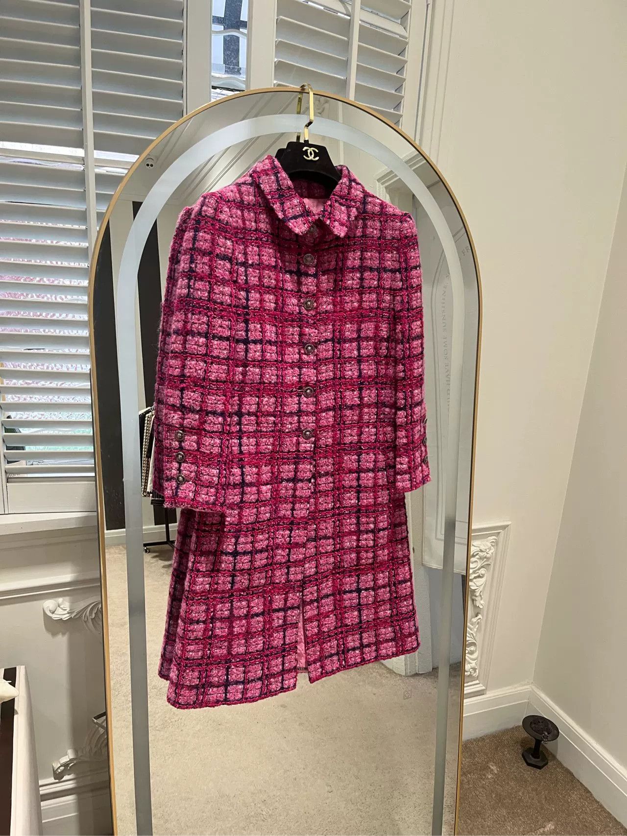 Chanel Chanel 24K Pink Plaid Lion Buckle Coat Size US M / EU 48-50 / 2 - 1 Thumbnail