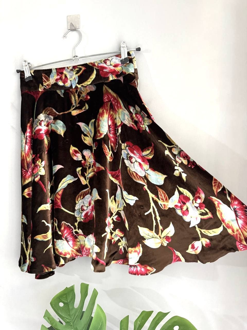 Kenzo Kenzo Paris Vintage 80s Brown Floral Velvet Skirt, Size 36/S Size 25" / US 0 / IT 36 - 3 Thumbnail
